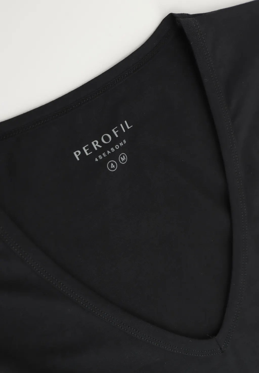 VネックTシャツ 224189.003(PZU599003)