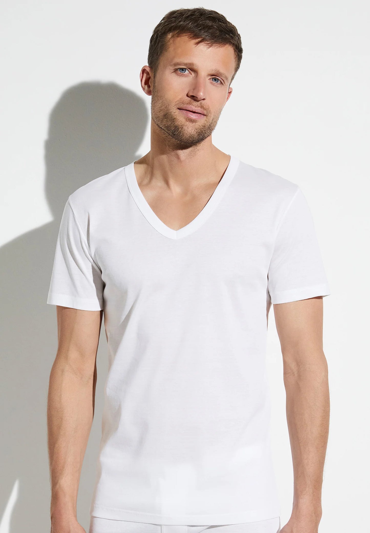 VネックTシャツ 222 BUSINESS CLASS(ZMU582222)